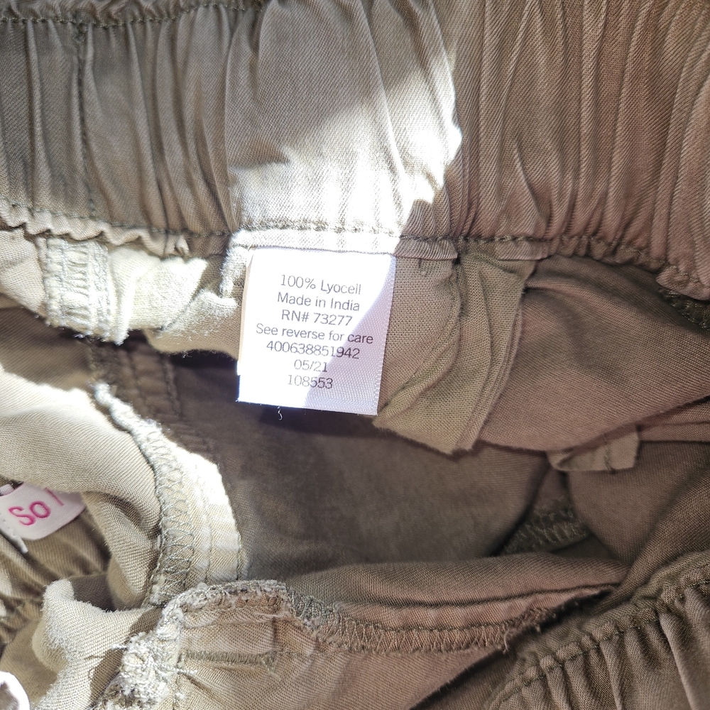 SO High Rise Jogger Pants Olive Green Smocked Waist  Women's Size Small - Picture 11 of 12